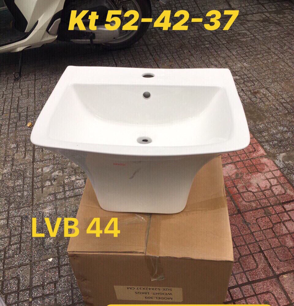 chậu treo tường liền chân vuông vát LP590