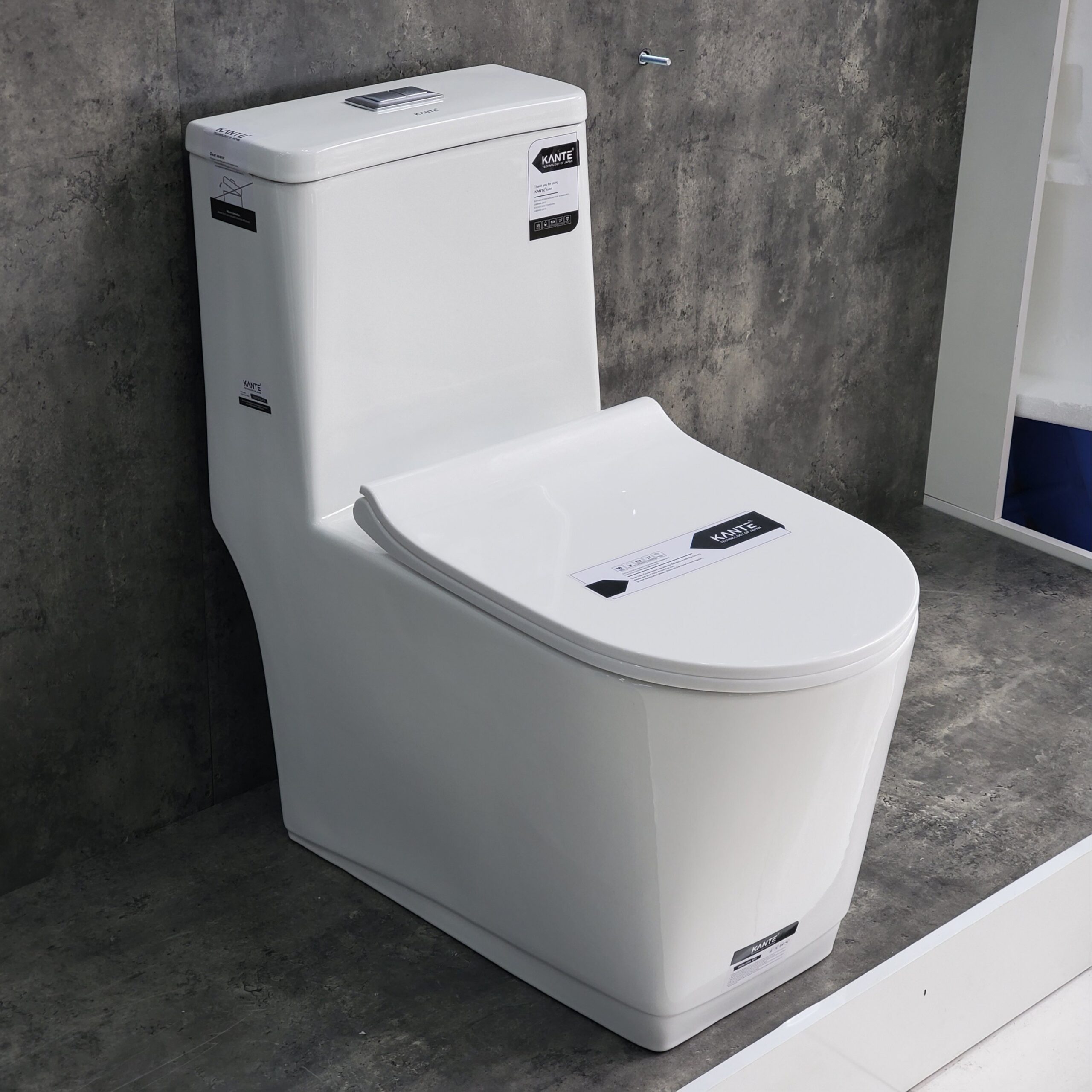 Bồn Cầu Một Khối Kante KT-8864