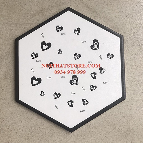 Gạch lục giác trái tim đen trắng