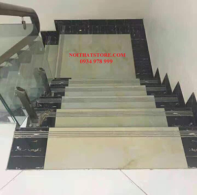 Gạch lát cầu thang 47×100 vàng đen vân đá