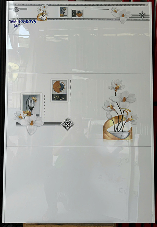 Gạch ốp tường Mikado 40×80 TQA-40800V5