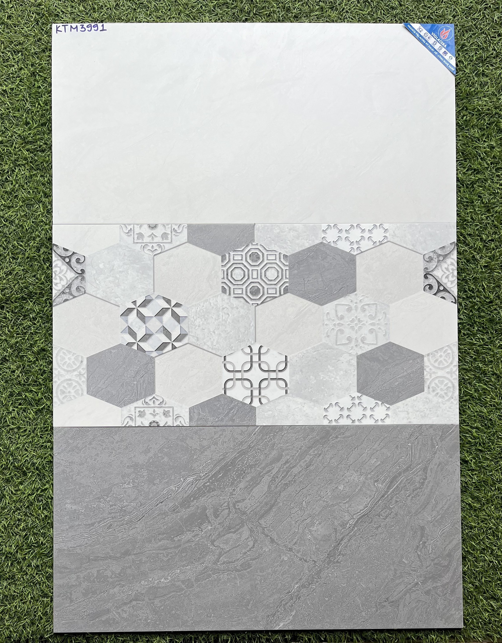 Gạch ốp tường Viglacera 300×600 KTM3991 mờ