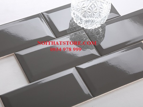 Gạch thẻ xám đậm bóng vát