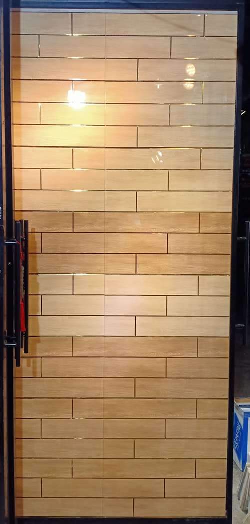 Gạch Trung Quốc 30×60 men kính vàng kem