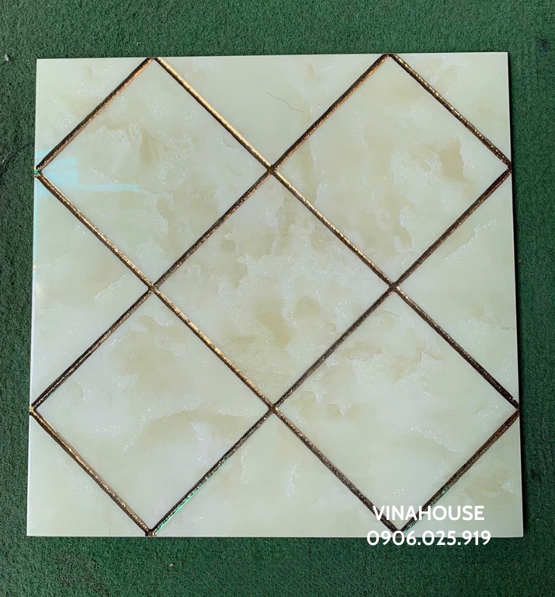 Gạch trang trí 30×30 khắc kim nhũ vàng