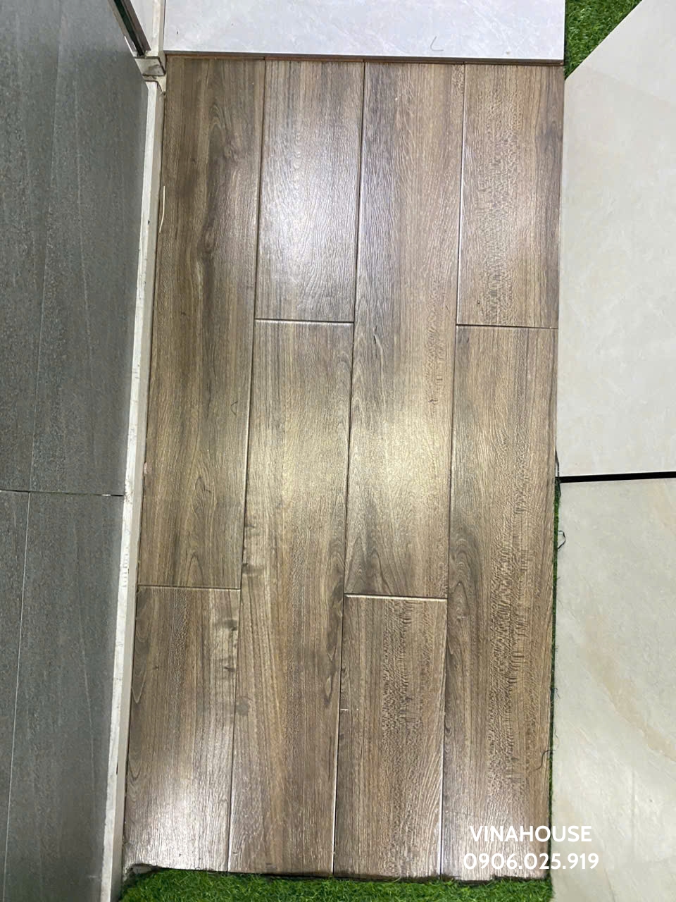 Gạch giả gỗ 15×80 D07