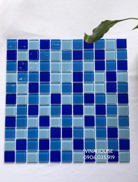 Gạch mosaic hồ bơi mix màu xanh