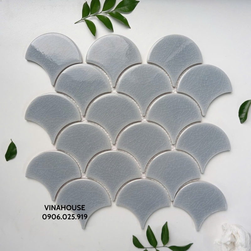 Gạch Mosaic vảy cá men rạn xám nhạt