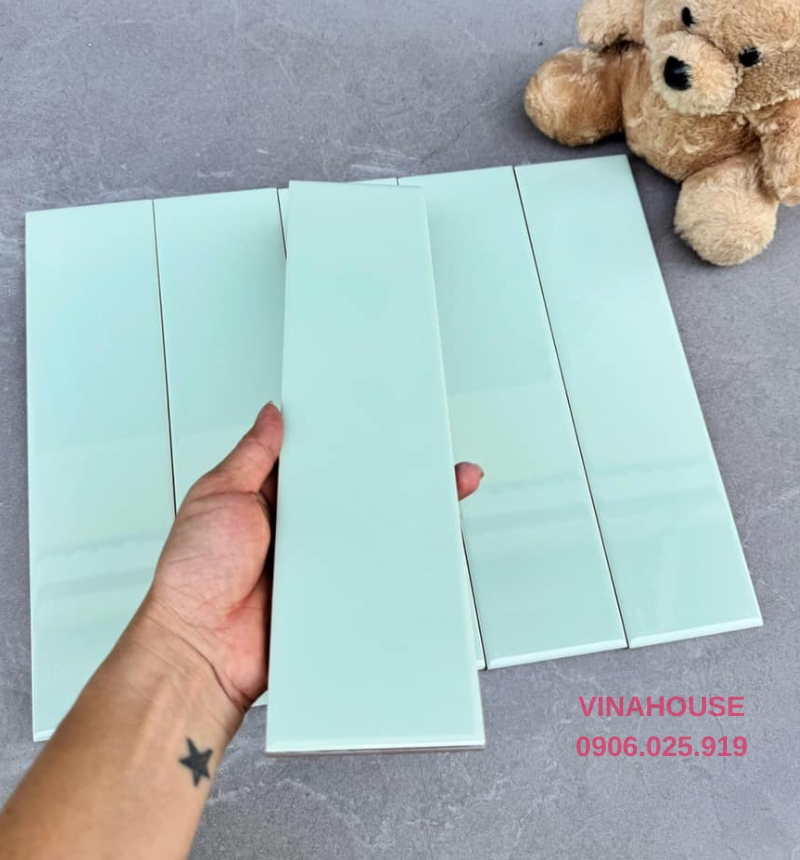 Gạch thẻ màu xanh mint 75×300