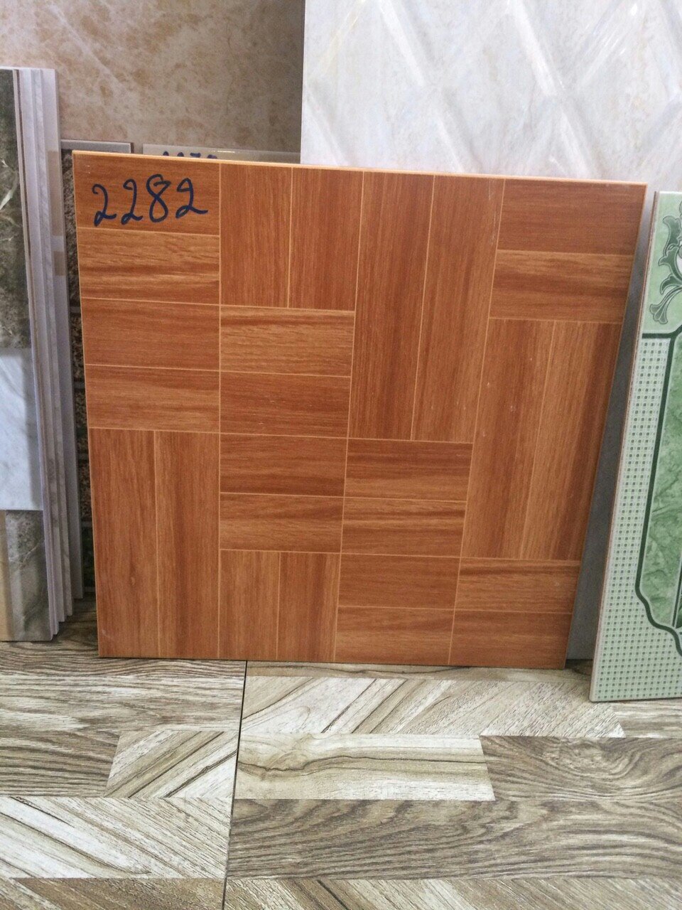 Gạch lát nền Prime 40×40 mã 2282