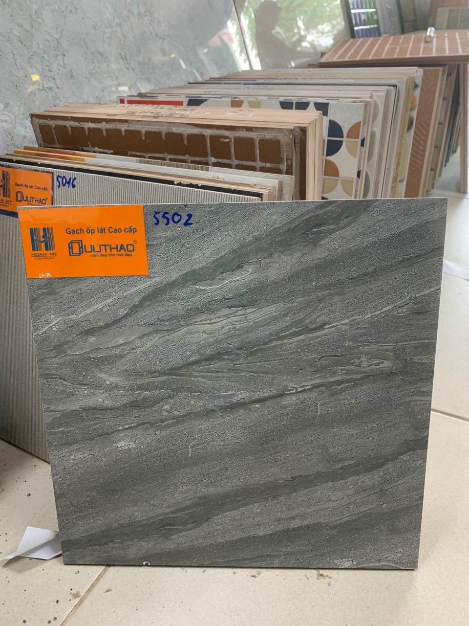 Gạch lát nền Hoàn Mỹ 30×30 mã 5502