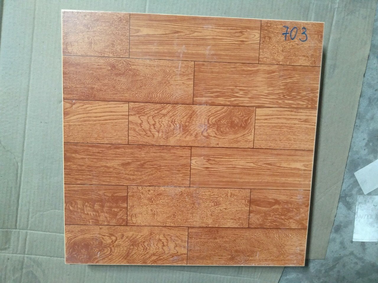 Gạch lát nền Prime 40×40 mã 703