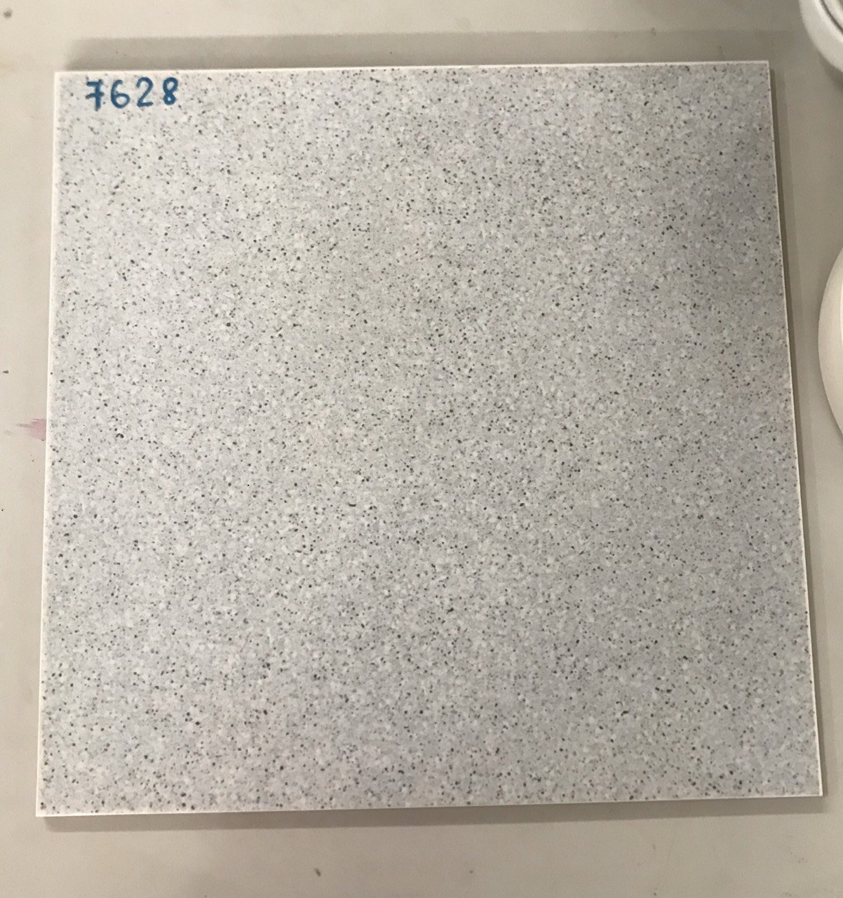 Gạch lát nền Prime 40×40 mã 7628