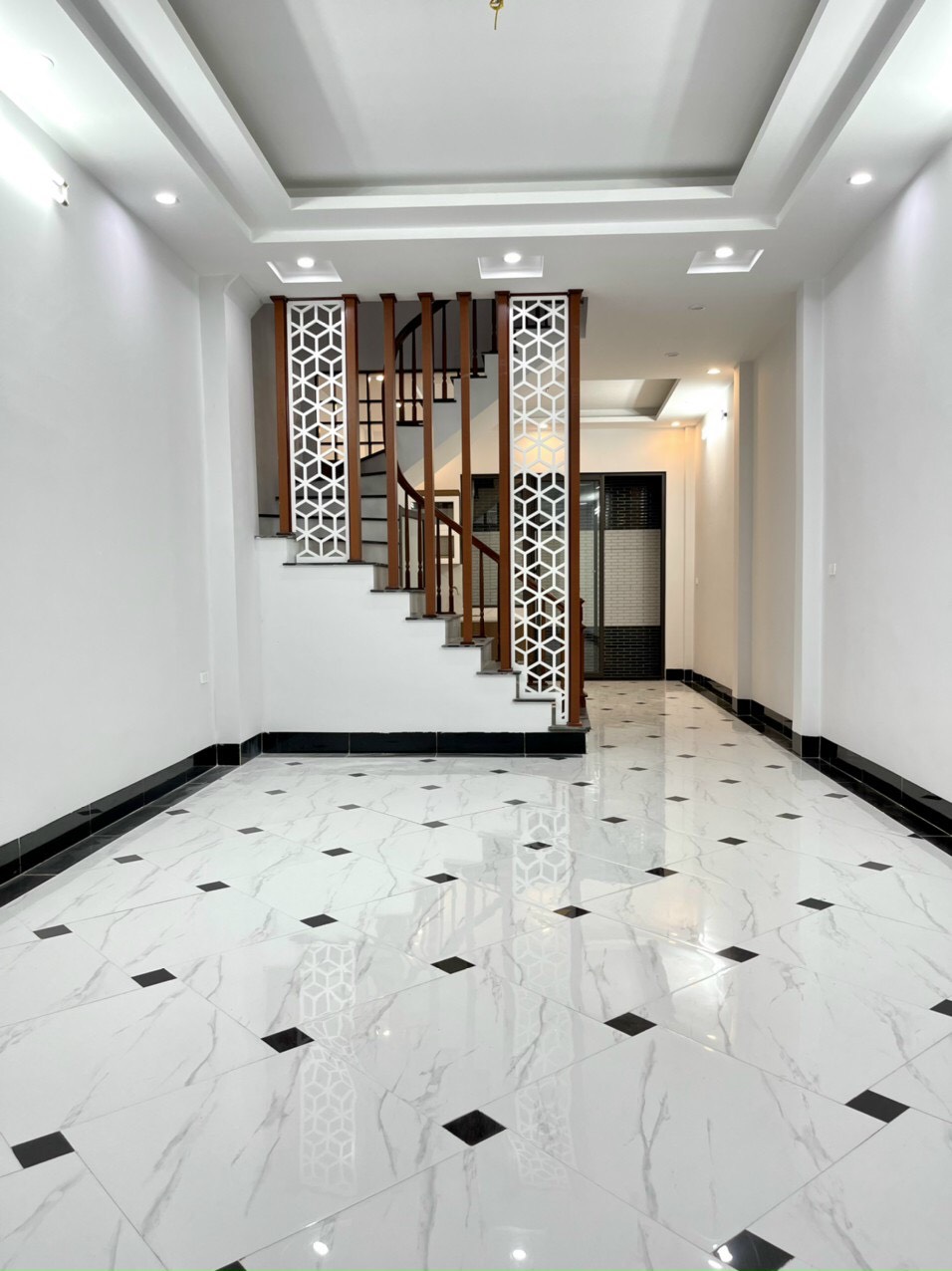 Gạch lát 60×60 Prime 60×60 9656 trắng khói