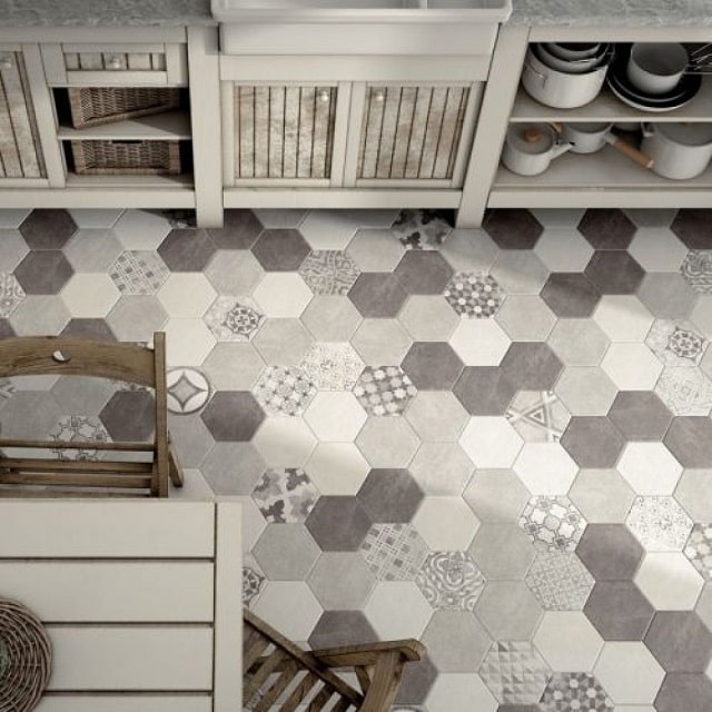 Gạch Mosaic được đánh giá cao về khả năng chống bám bẩn, dễ lau chùi